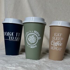 Take It To Go Coffee Cups Travel Set of 3 with 3 lids Navy Green White Tan NWOT